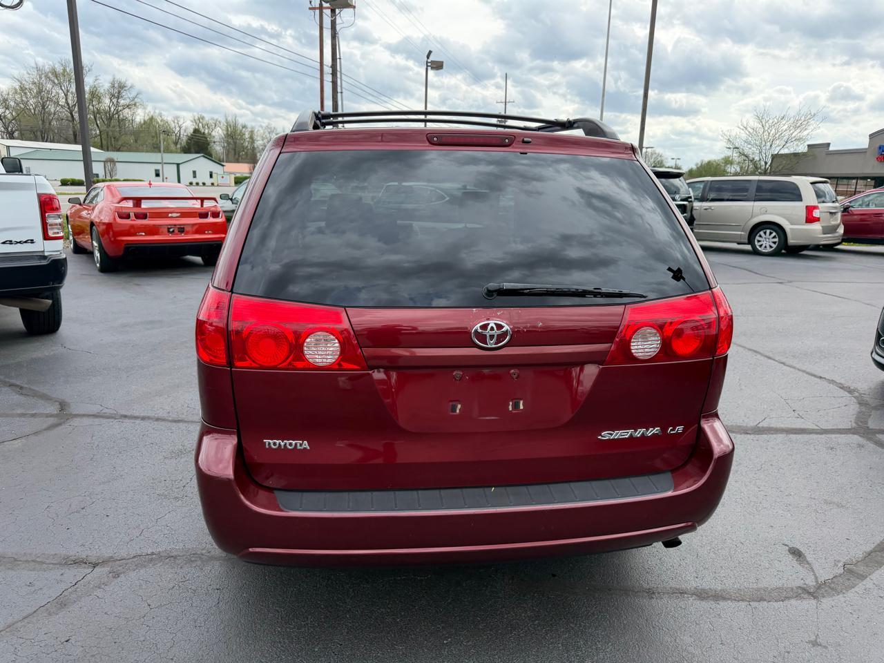 Toyota Sienna  2008