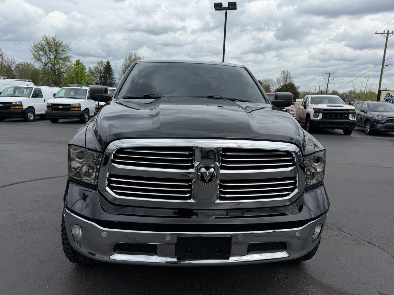RAM 1500 Big Horn 4x4 Crew Cab 5'7" Box 2017