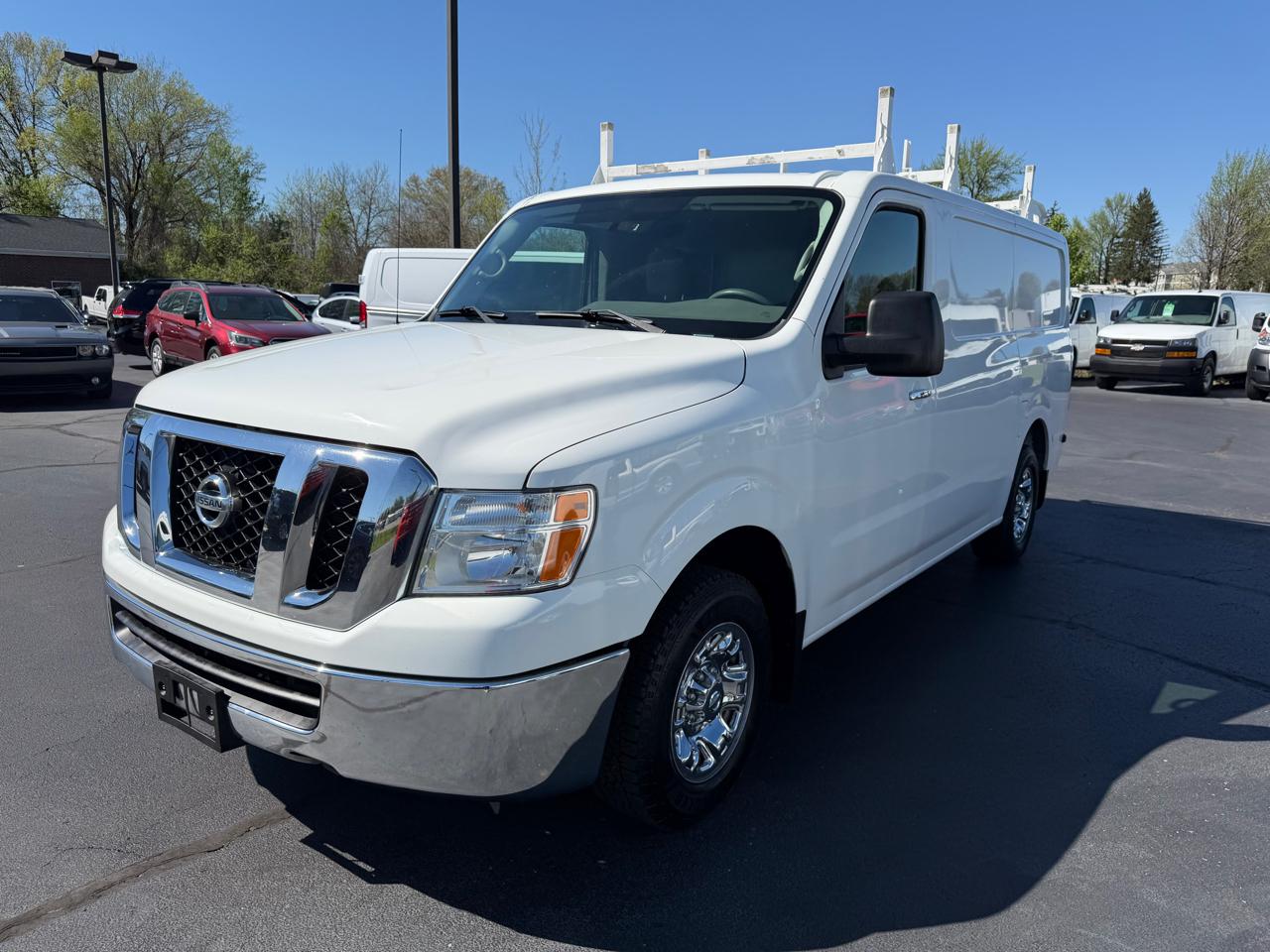 Nissan NV Cargo NV2500 HD Standard Roof V6 SL 2018