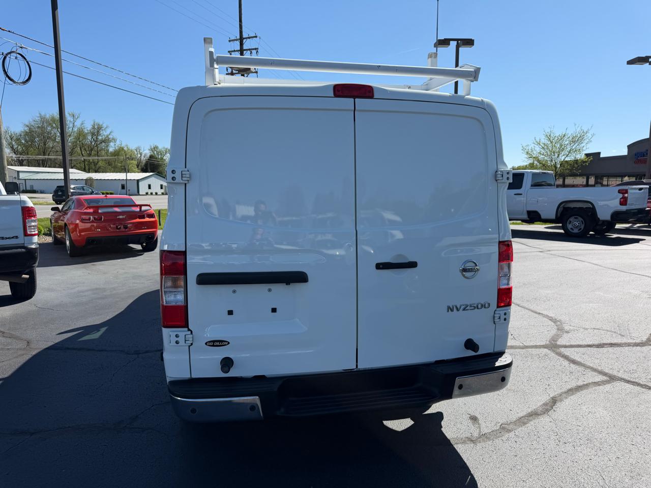 Nissan NV Cargo NV2500 HD Standard Roof V6 SL 2018