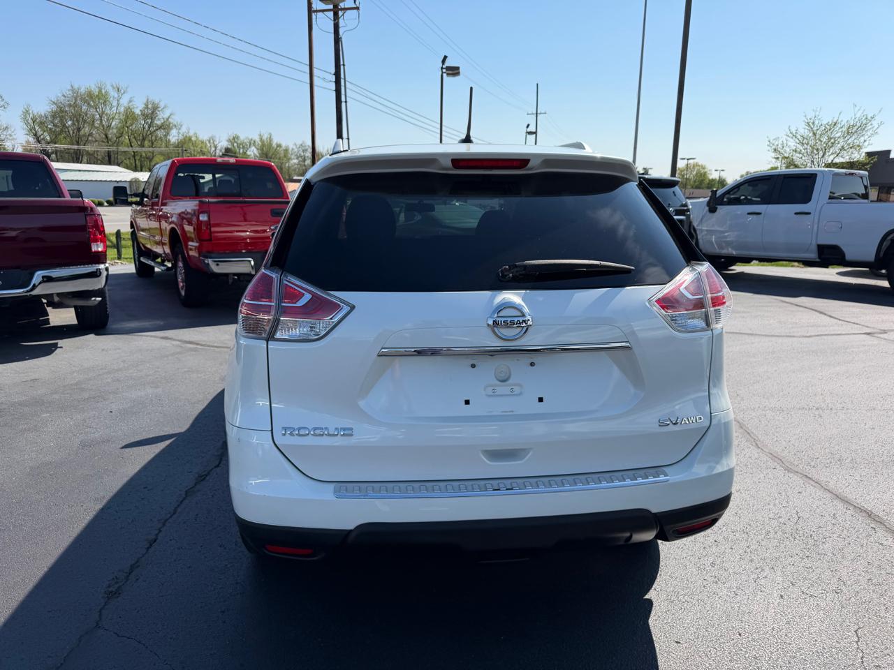 Nissan Rogue AWD 4dr SV 2016