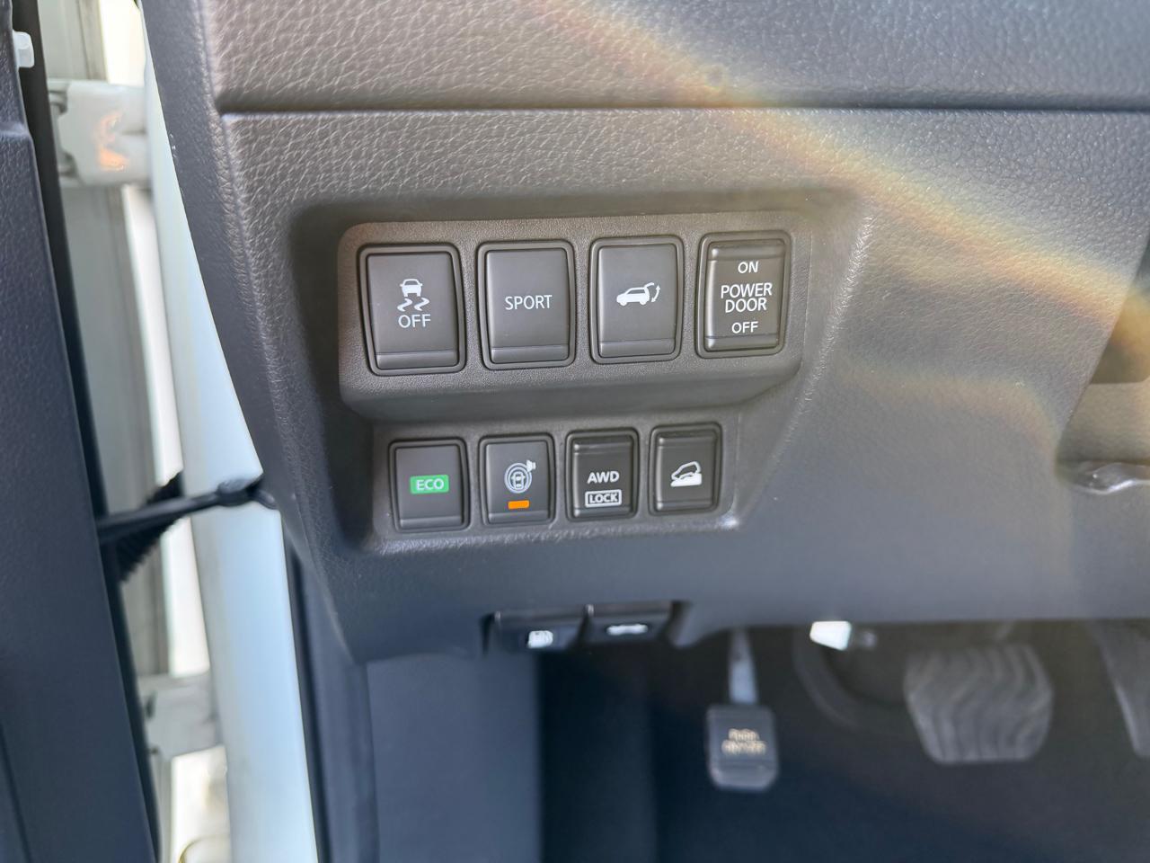 Nissan Rogue AWD 4dr SV 2016