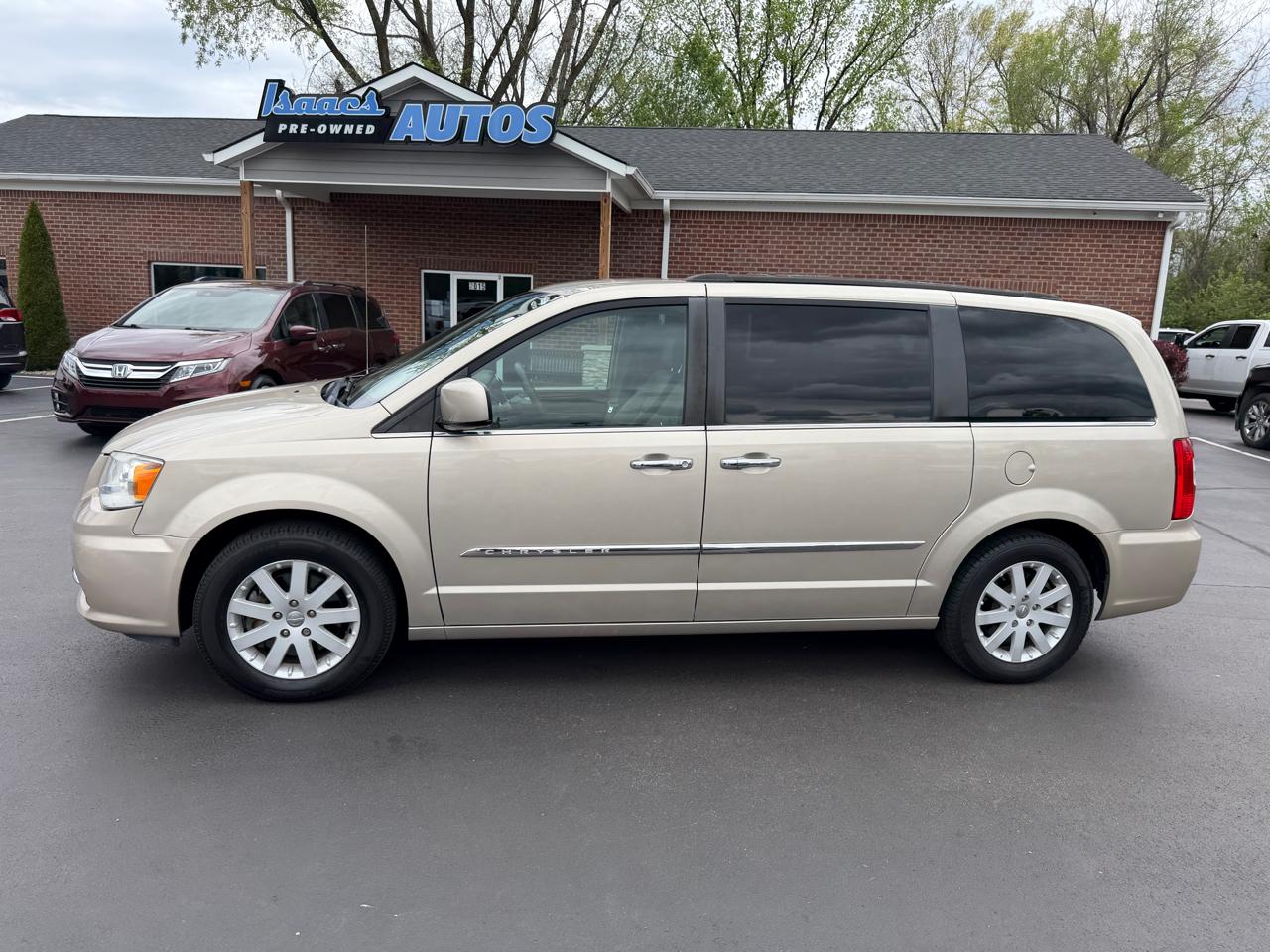 Chrysler Town & Country 4dr Wgn Touring 2016
