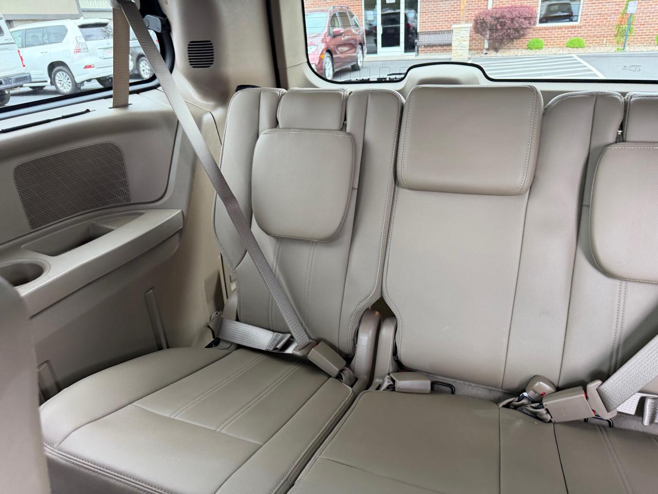 Chrysler Town & Country 4dr Wgn Touring 2016