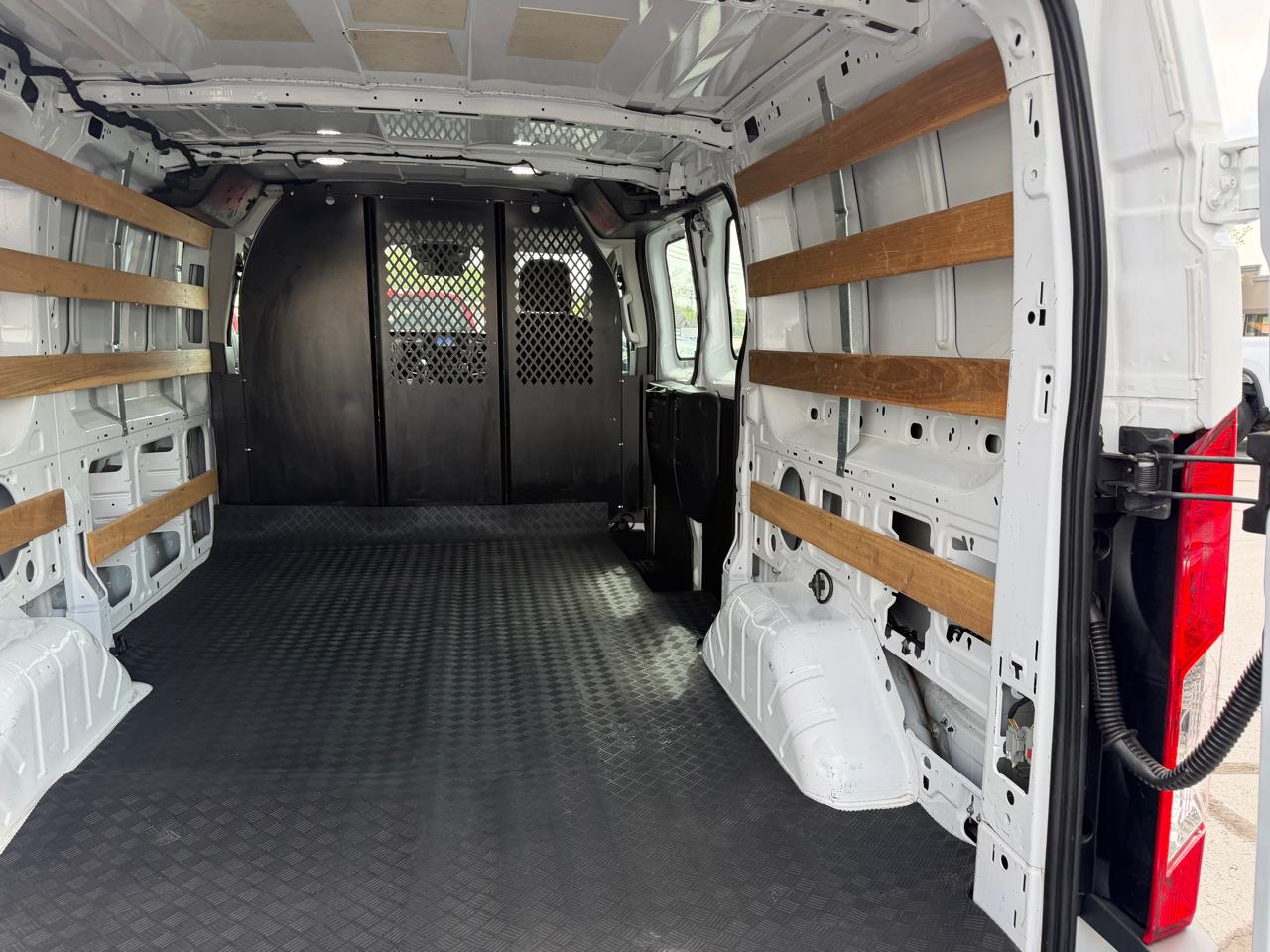 Ford Transit Cargo Van T-250 130" Low Rf 9070 GVWR RWD 2020