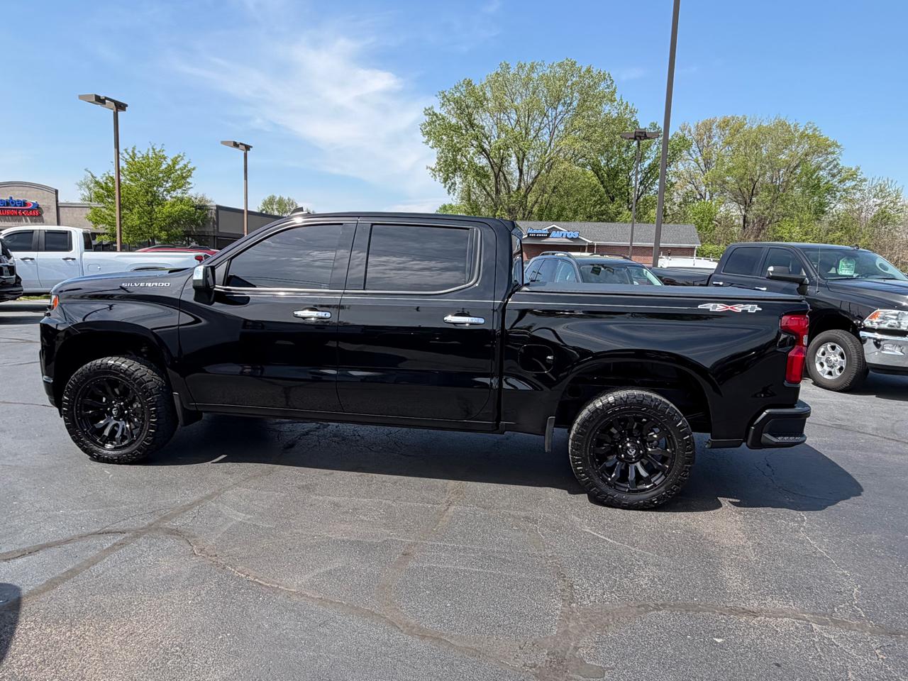 Chevrolet Silverado 1500 4WD Crew Cab 147" RST 2019