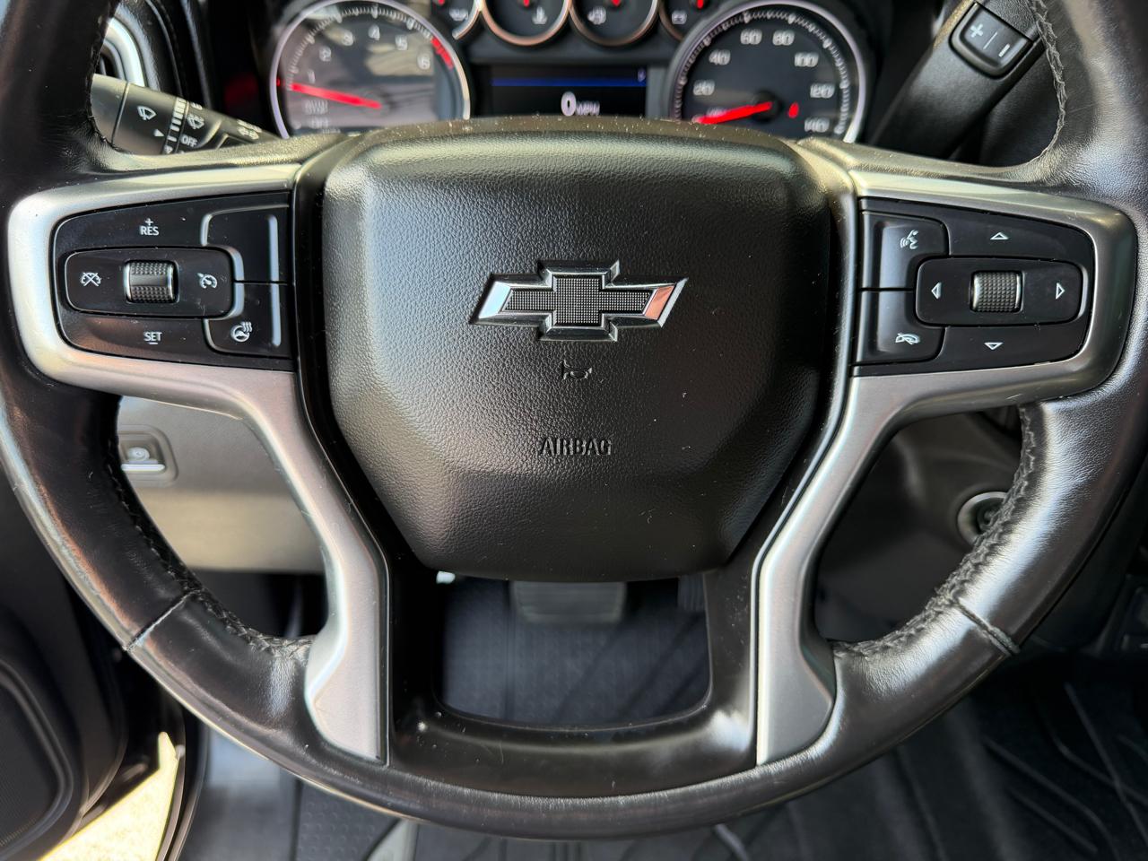 Chevrolet Silverado 1500 4WD Crew Cab 147" RST 2019