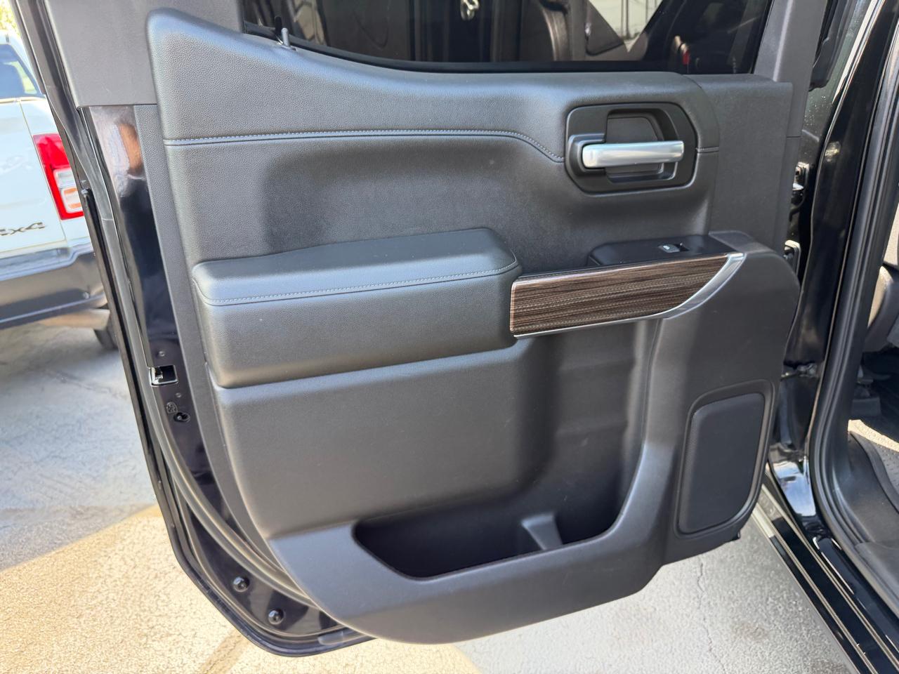 Chevrolet Silverado 1500 4WD Crew Cab 147" RST 2019