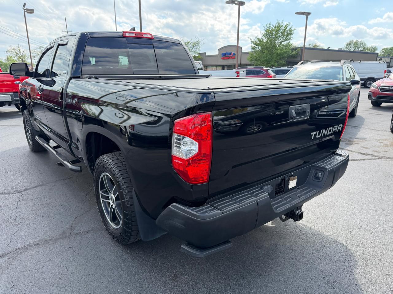 Toyota Tundra 2WD SR5 Double Cab 6.5' Bed 5.7L (Natl) 2021