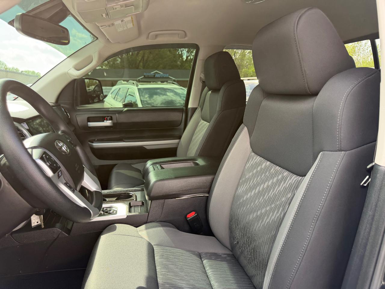 Toyota Tundra 2WD SR5 Double Cab 6.5' Bed 5.7L (Natl) 2021