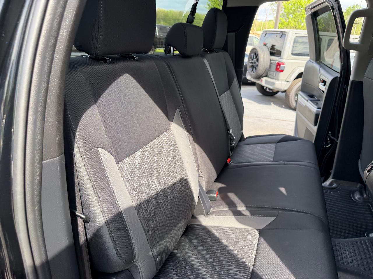 Toyota Tundra 2WD SR5 Double Cab 6.5' Bed 5.7L (Natl) 2021