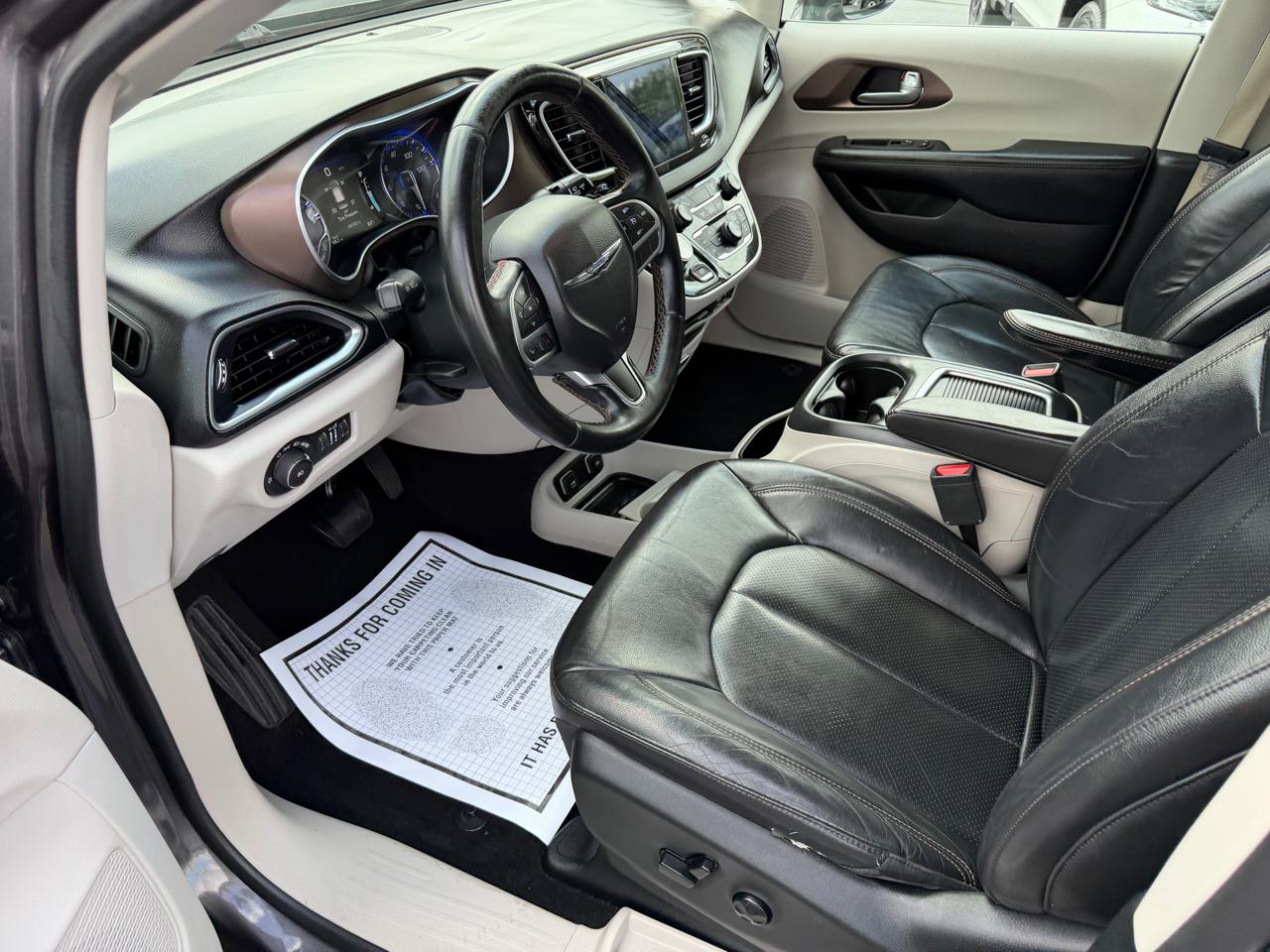 Chrysler Pacifica Touring-L Plus FWD 2017