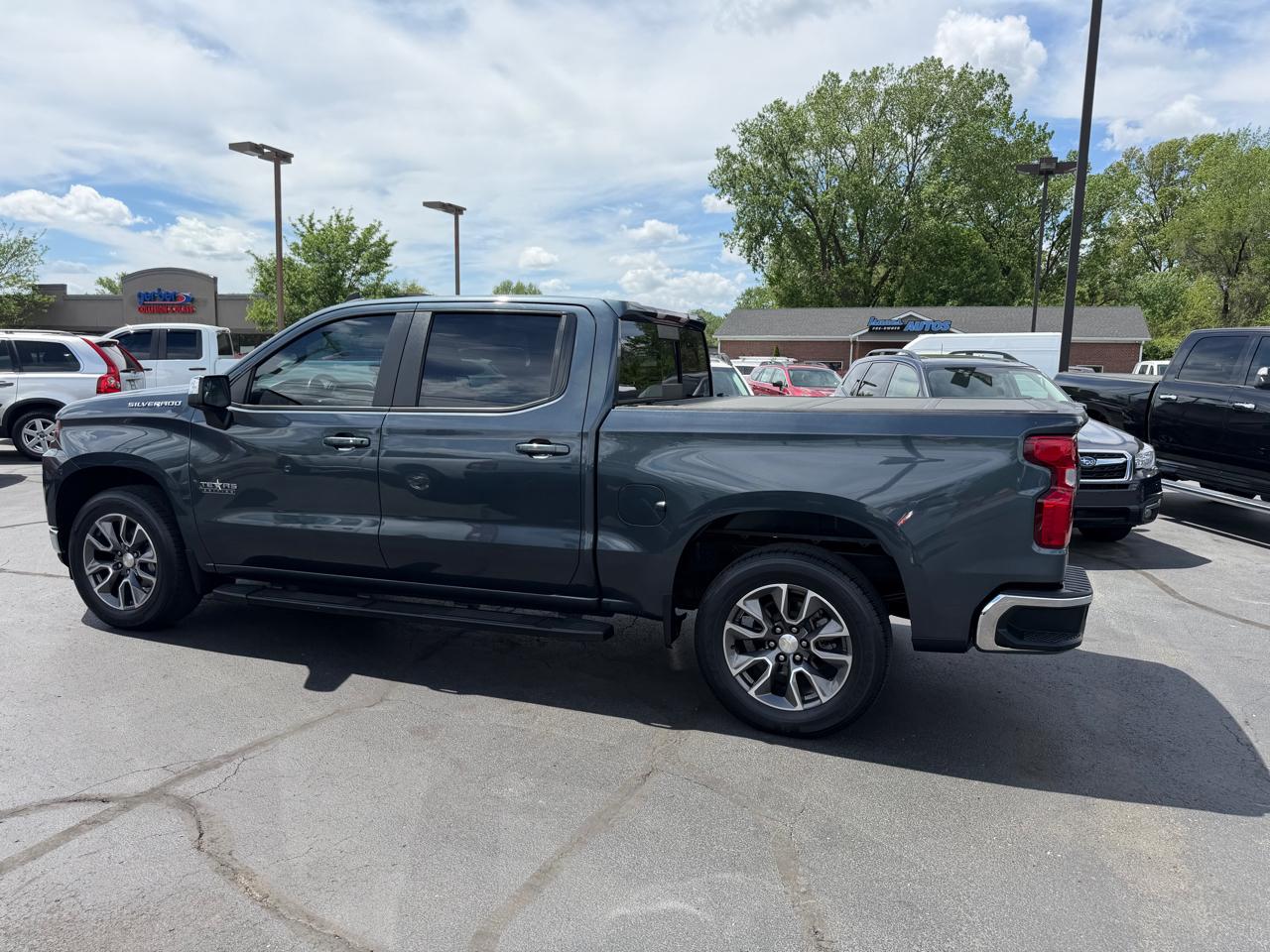 Chevrolet Silverado 1500 2WD Crew Cab 147" LT 2020
