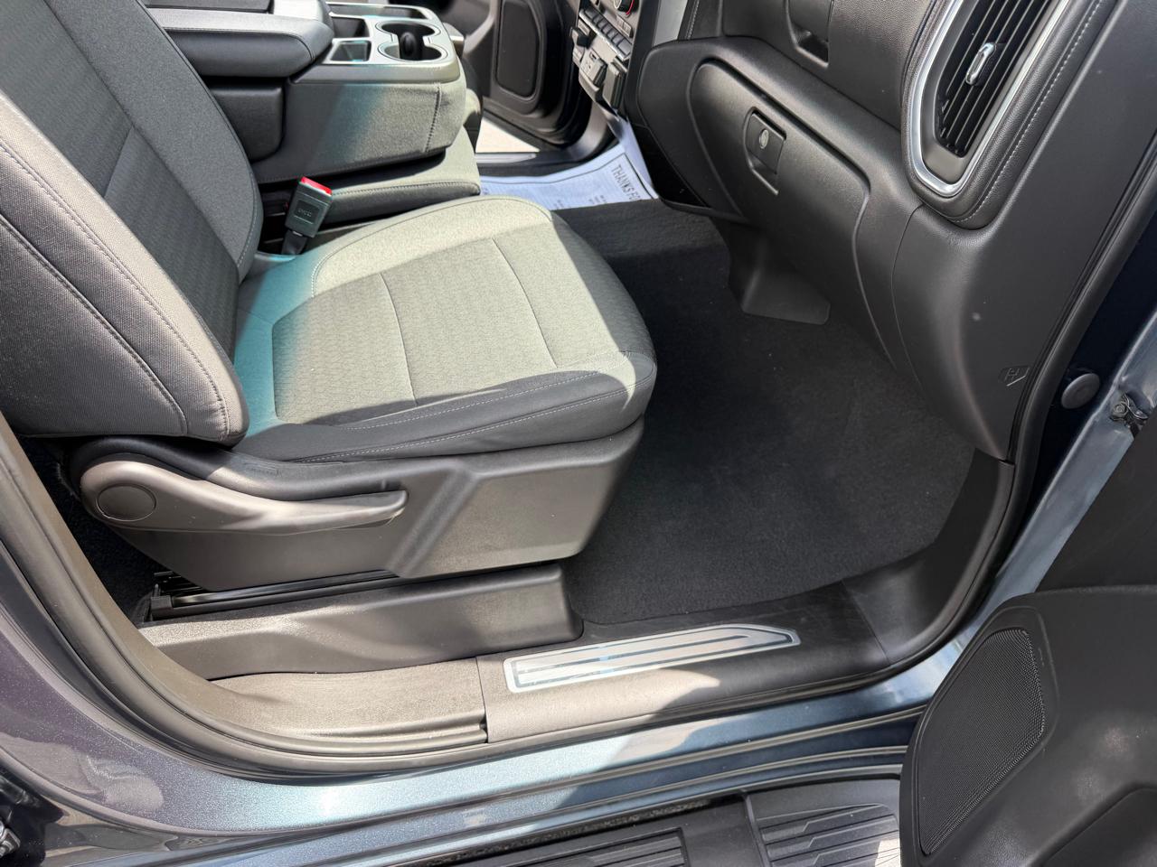 Chevrolet Silverado 1500 2WD Crew Cab 147" LT 2020