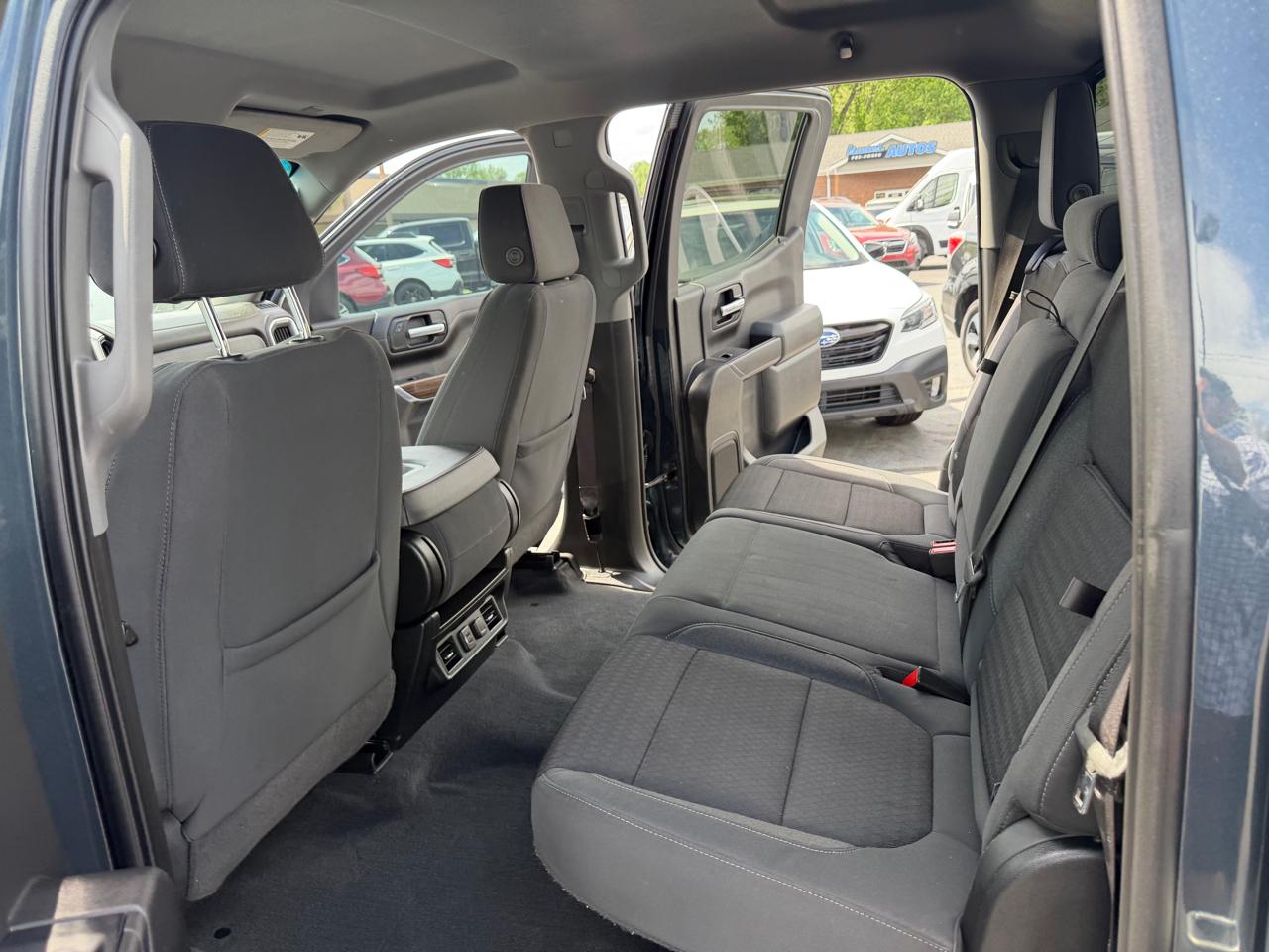 Chevrolet Silverado 1500 2WD Crew Cab 147" LT 2020