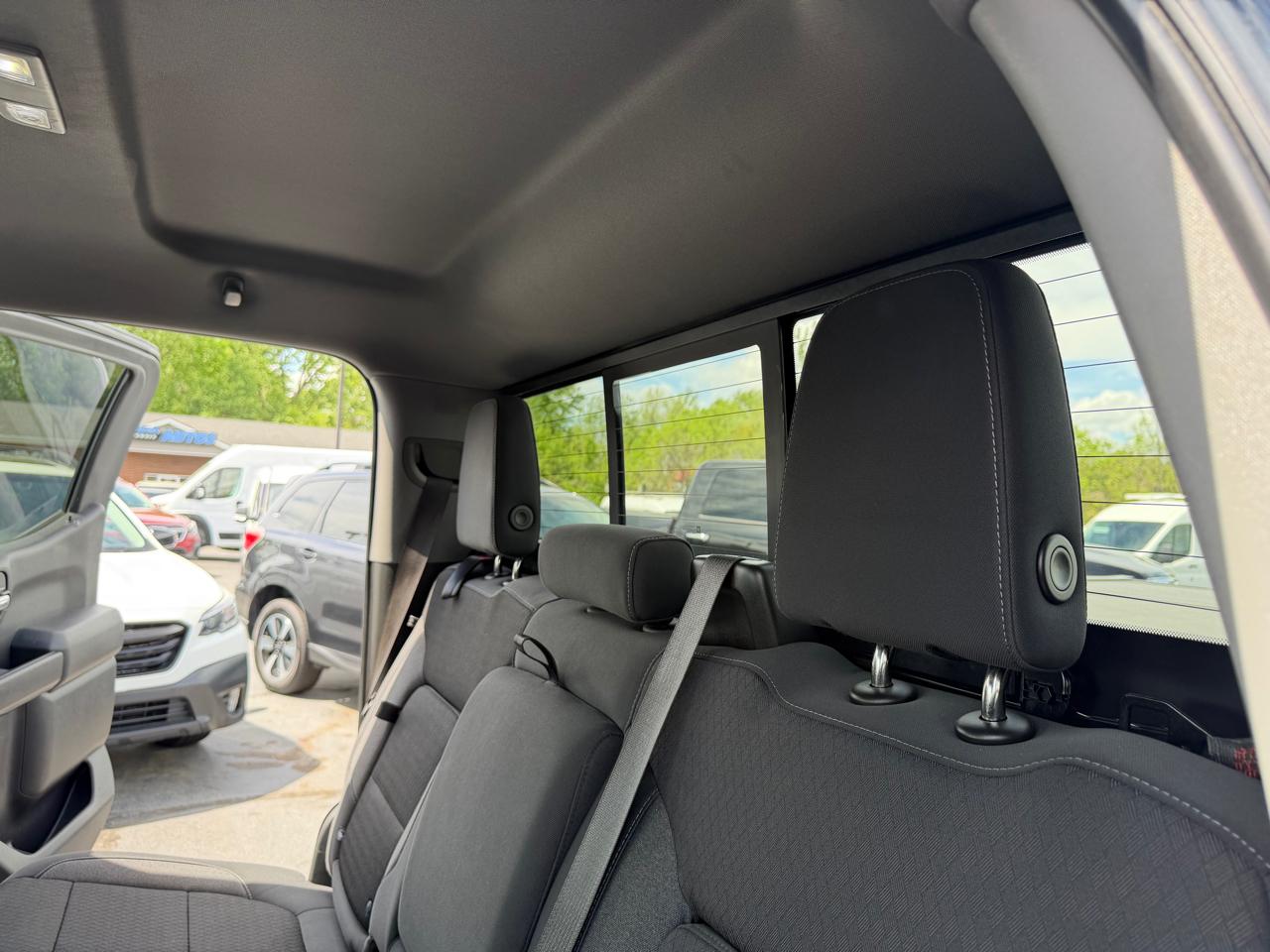 Chevrolet Silverado 1500 2WD Crew Cab 147" LT 2020