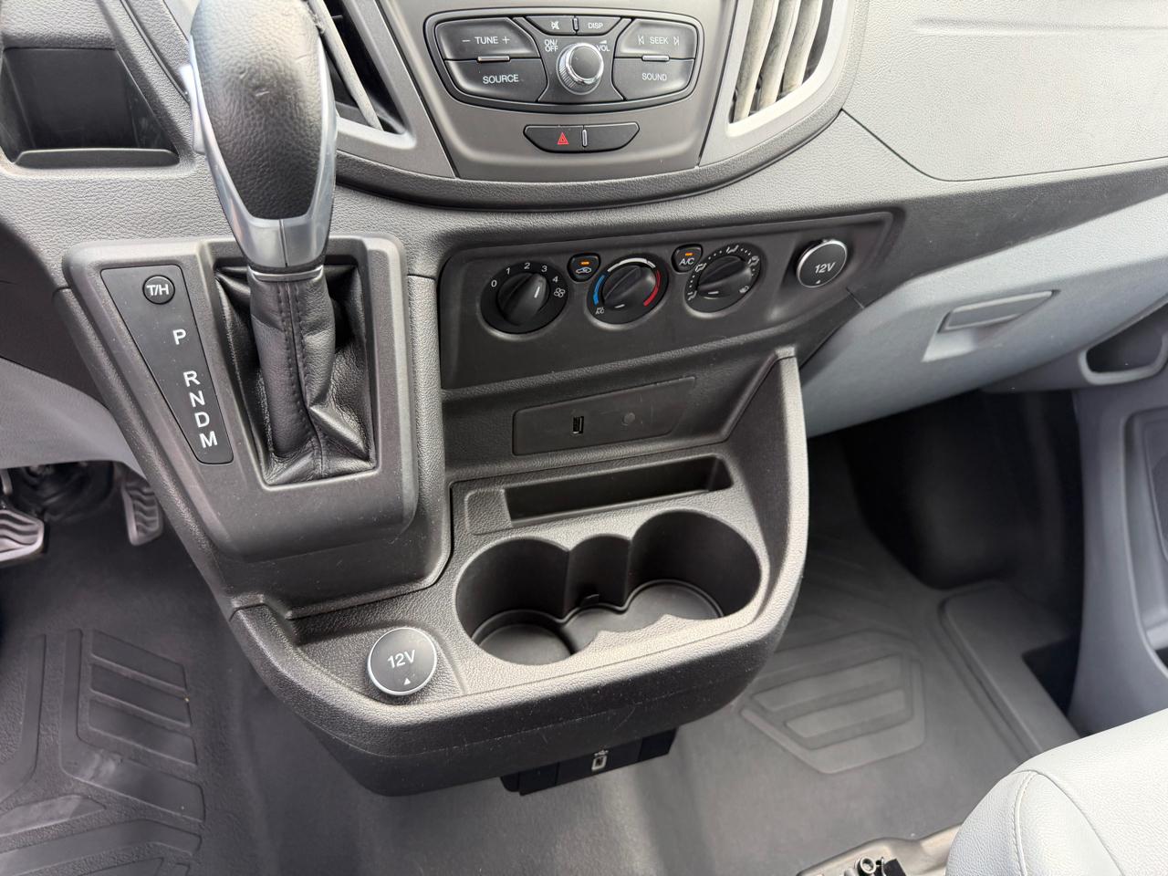 Ford Transit Wagon T-350 148" Low Roof XLT Sliding RH Dr 2017