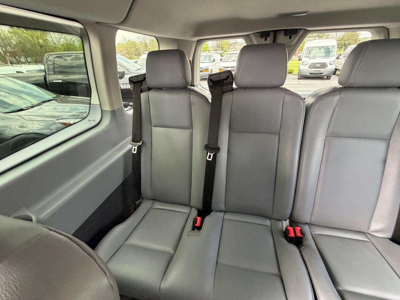 Ford Transit Wagon T-350 148" Low Roof XLT Sliding RH Dr 2017