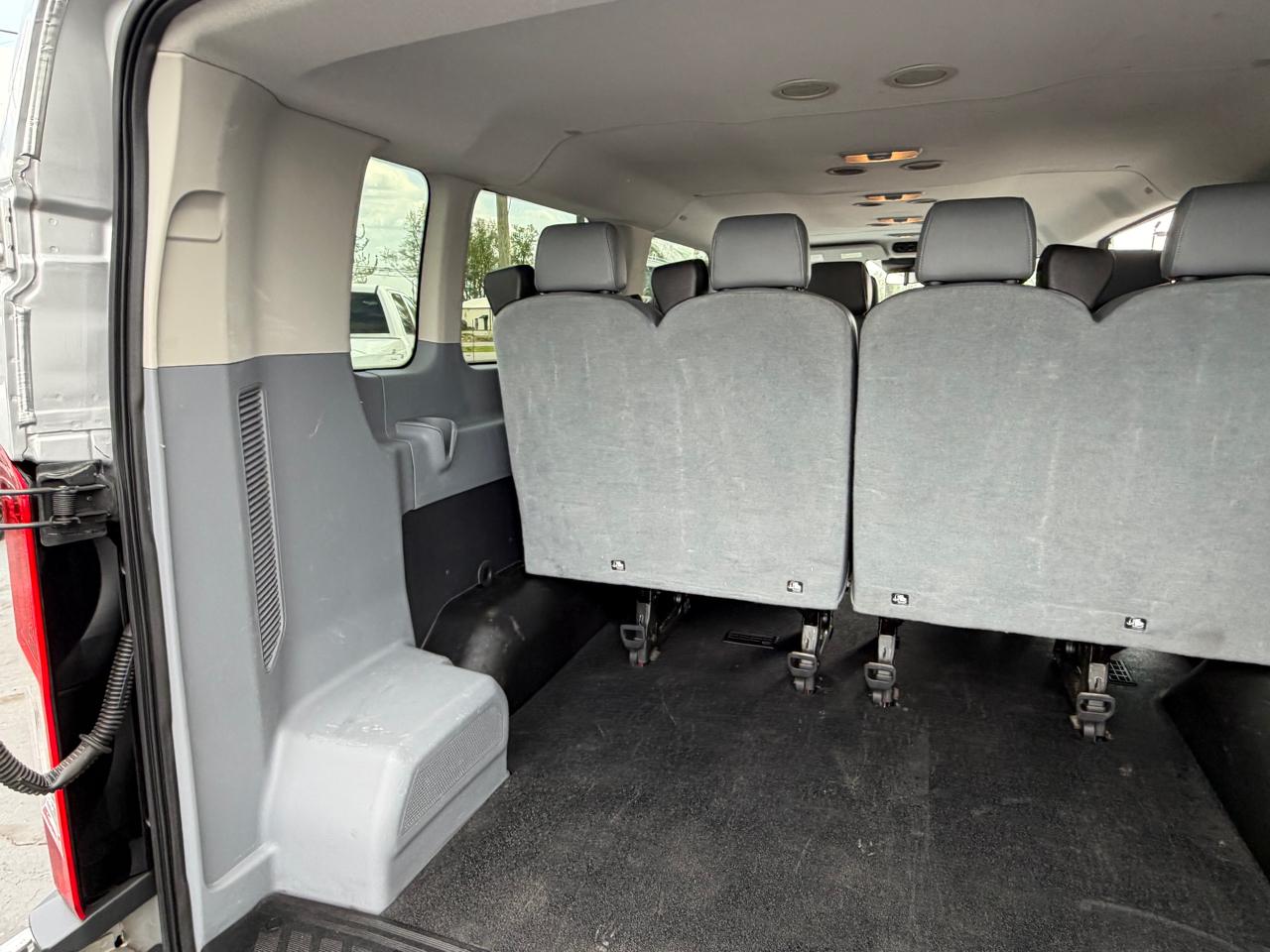 Ford Transit Wagon T-350 148" Low Roof XLT Sliding RH Dr 2017