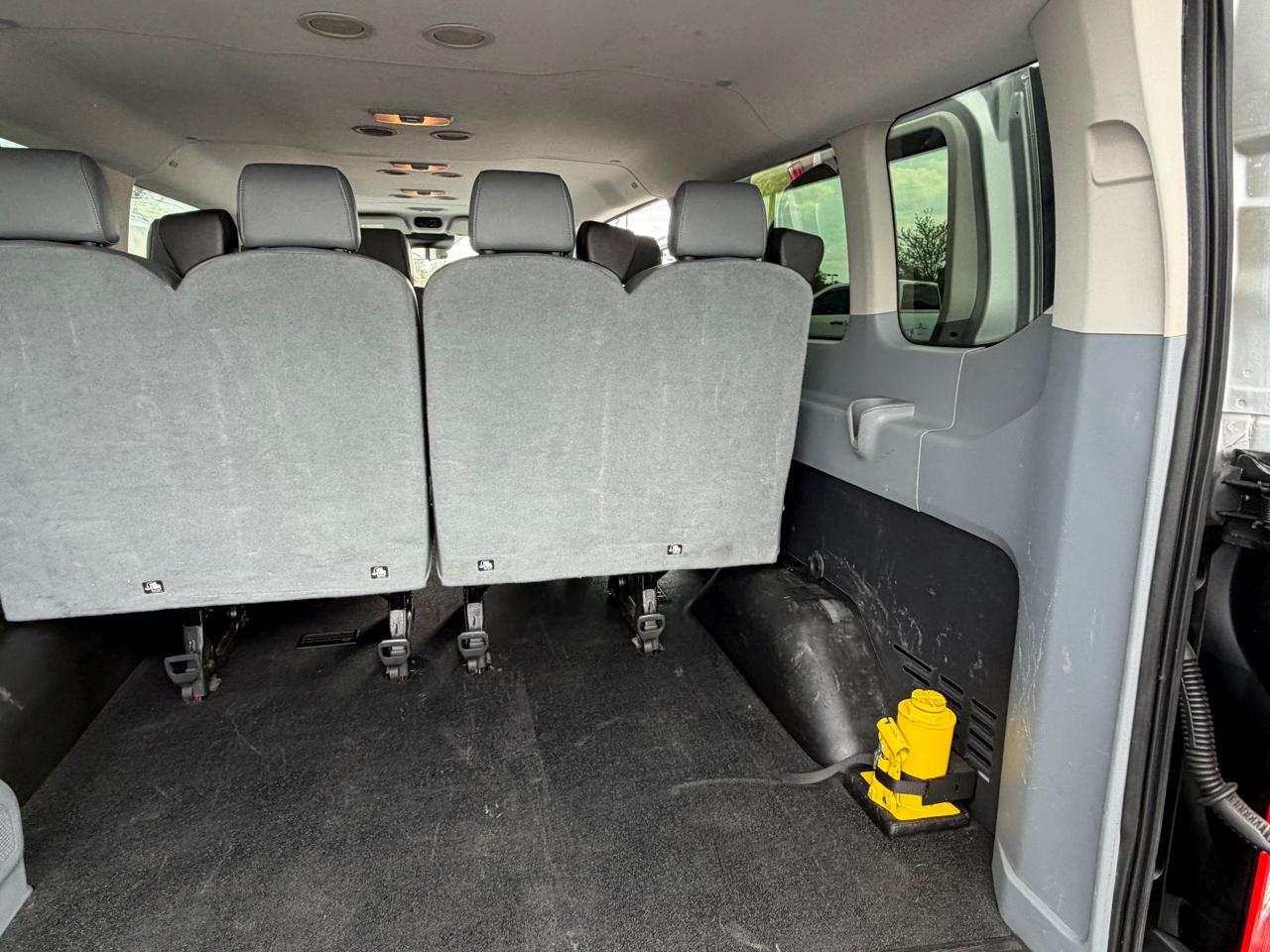 Ford Transit Wagon T-350 148" Low Roof XLT Sliding RH Dr 2017