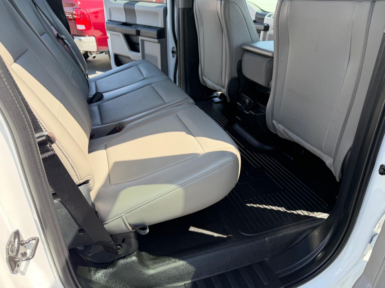 Ford Super Duty F-250 SRW XL 2WD Crew Cab 8' Box 2020