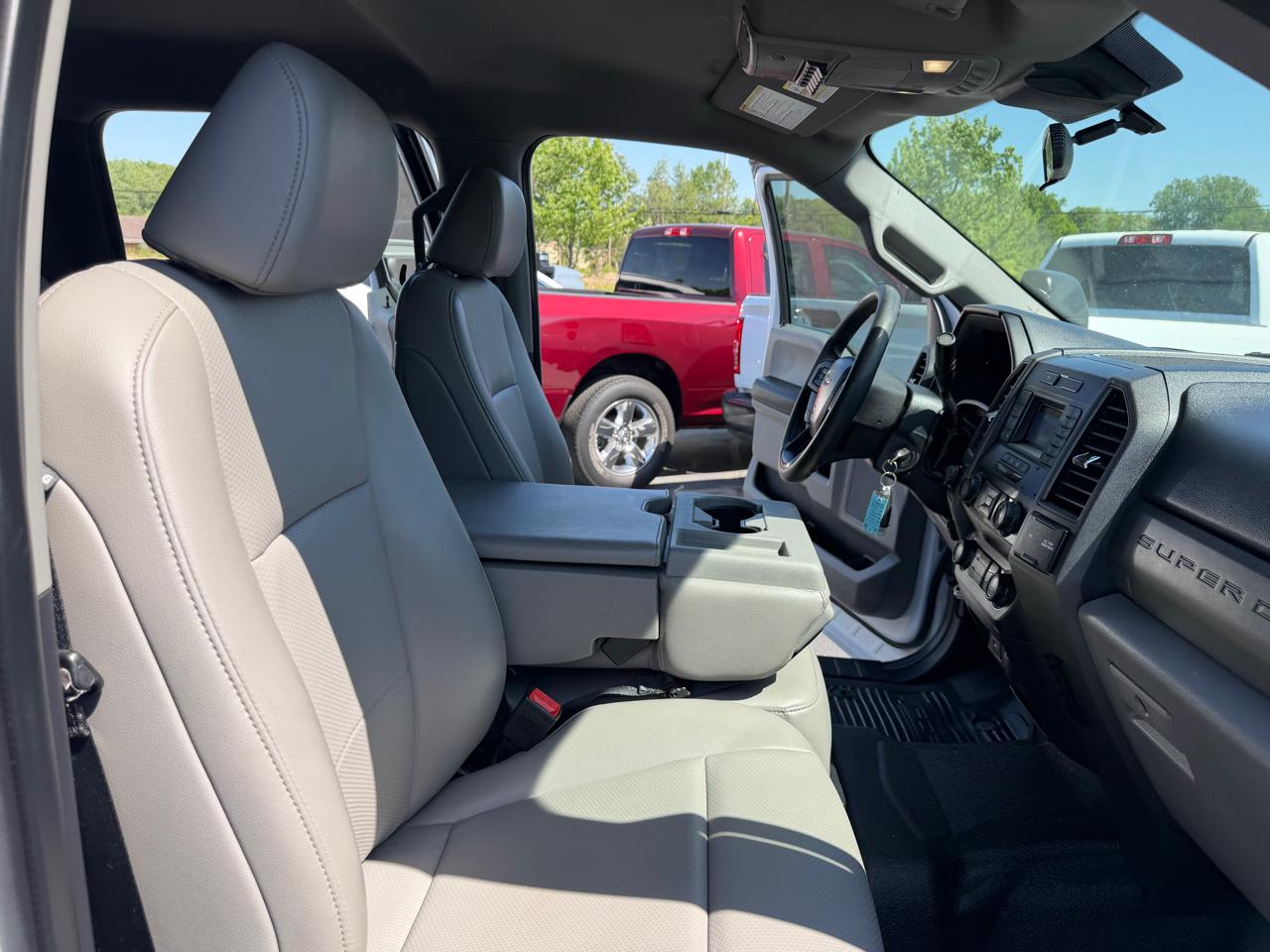 Ford Super Duty F-250 SRW XL 2WD Crew Cab 8' Box 2020