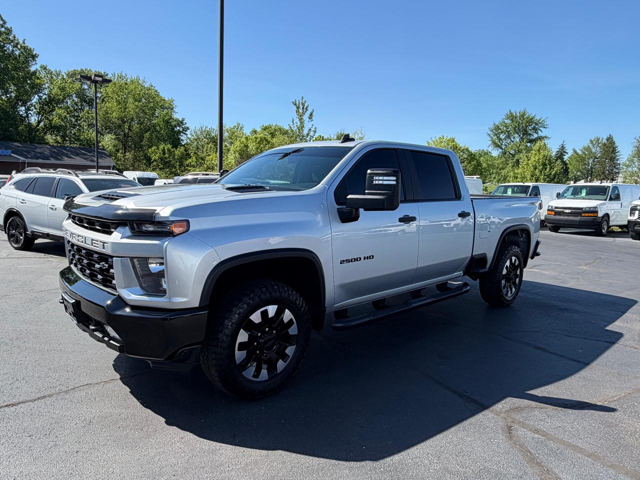 Chevrolet Silverado 2500HD 4WD Crew Cab 159" Custom 2020