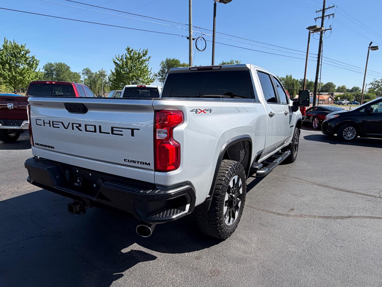 Chevrolet Silverado 2500HD 4WD Crew Cab 159" Custom 2020