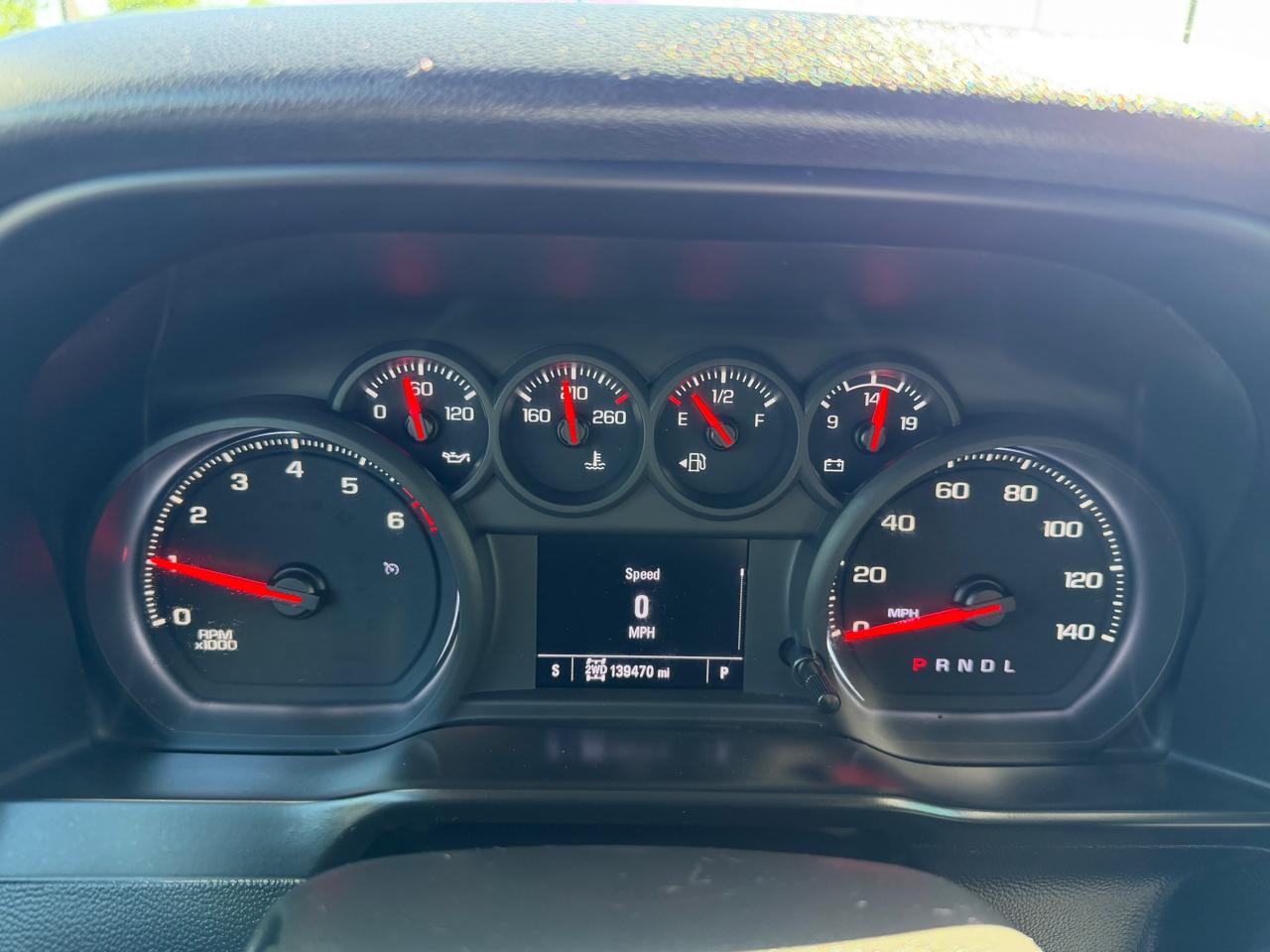 Chevrolet Silverado 2500HD 4WD Crew Cab 159" Custom 2020