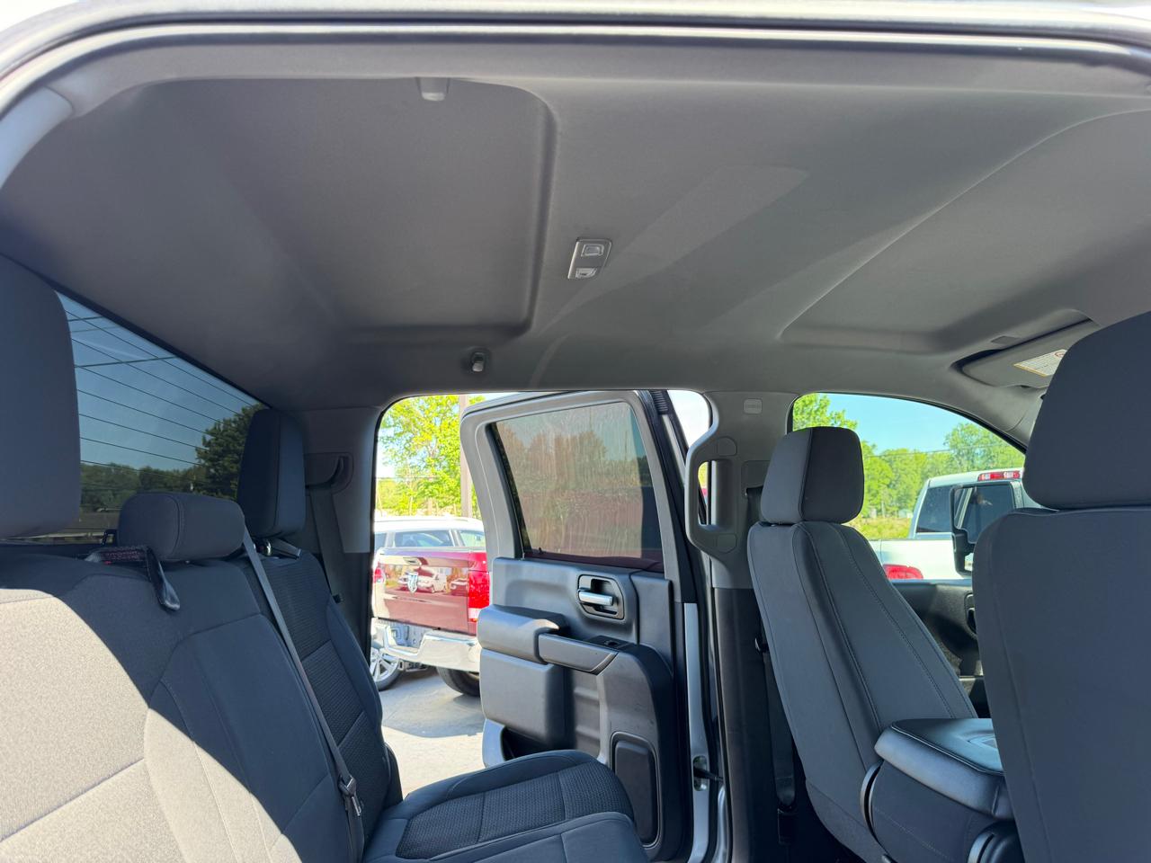 Chevrolet Silverado 2500HD 4WD Crew Cab 159" Custom 2020