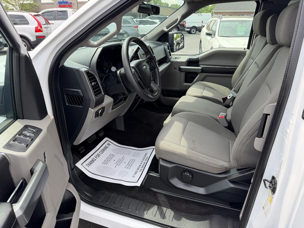 Ford F-150 XL SuperCab Short Bed 2WD 2017