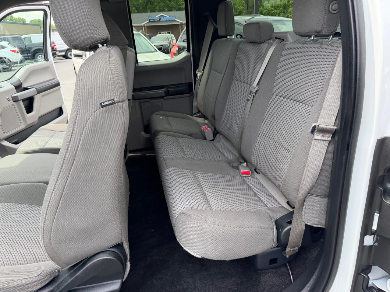 Ford F-150 XL SuperCab Short Bed 2WD 2017