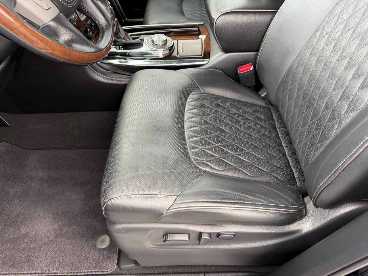 Infiniti QX80 LUXE AWD 2019