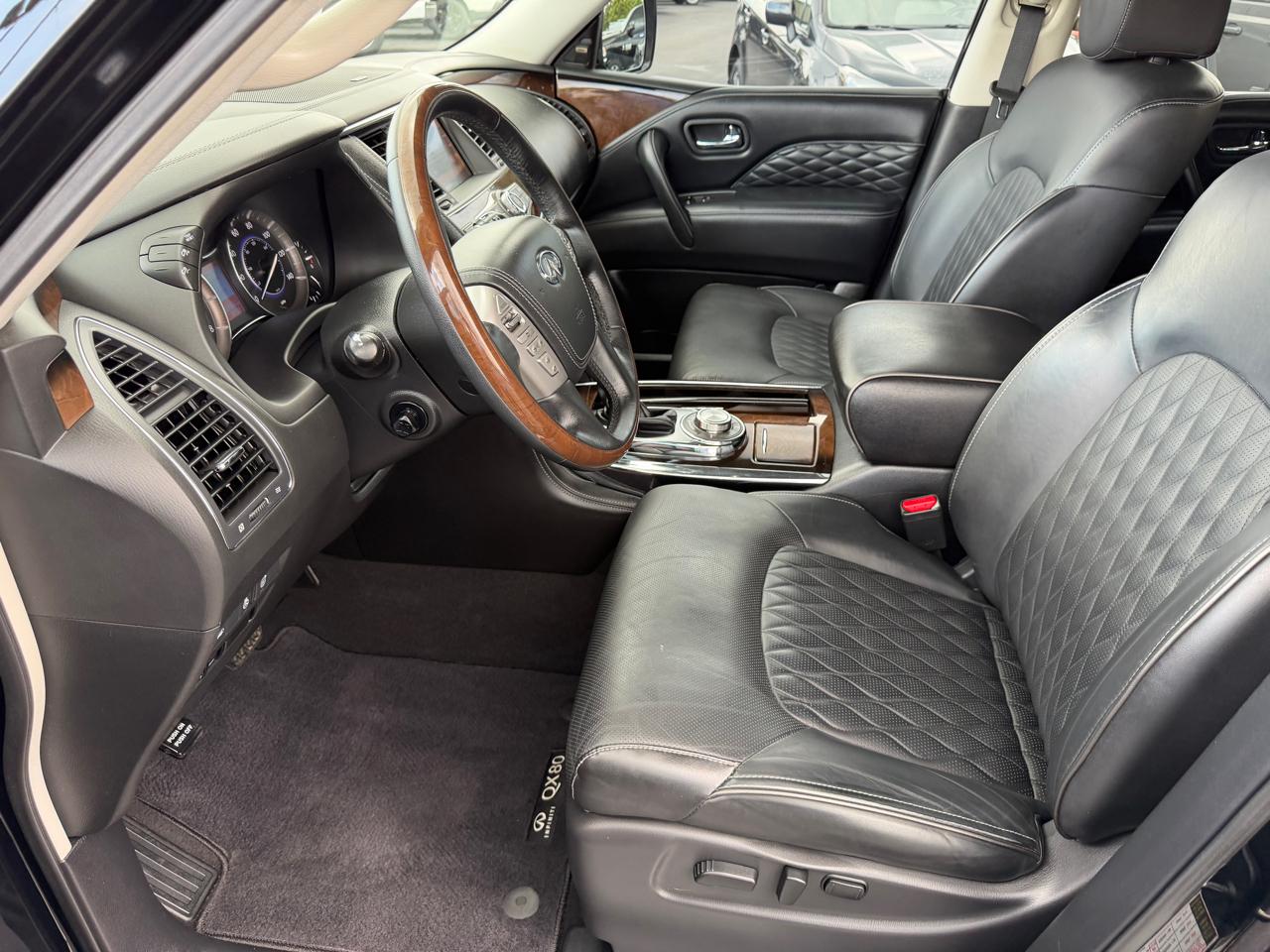 Infiniti QX80 LUXE AWD 2019