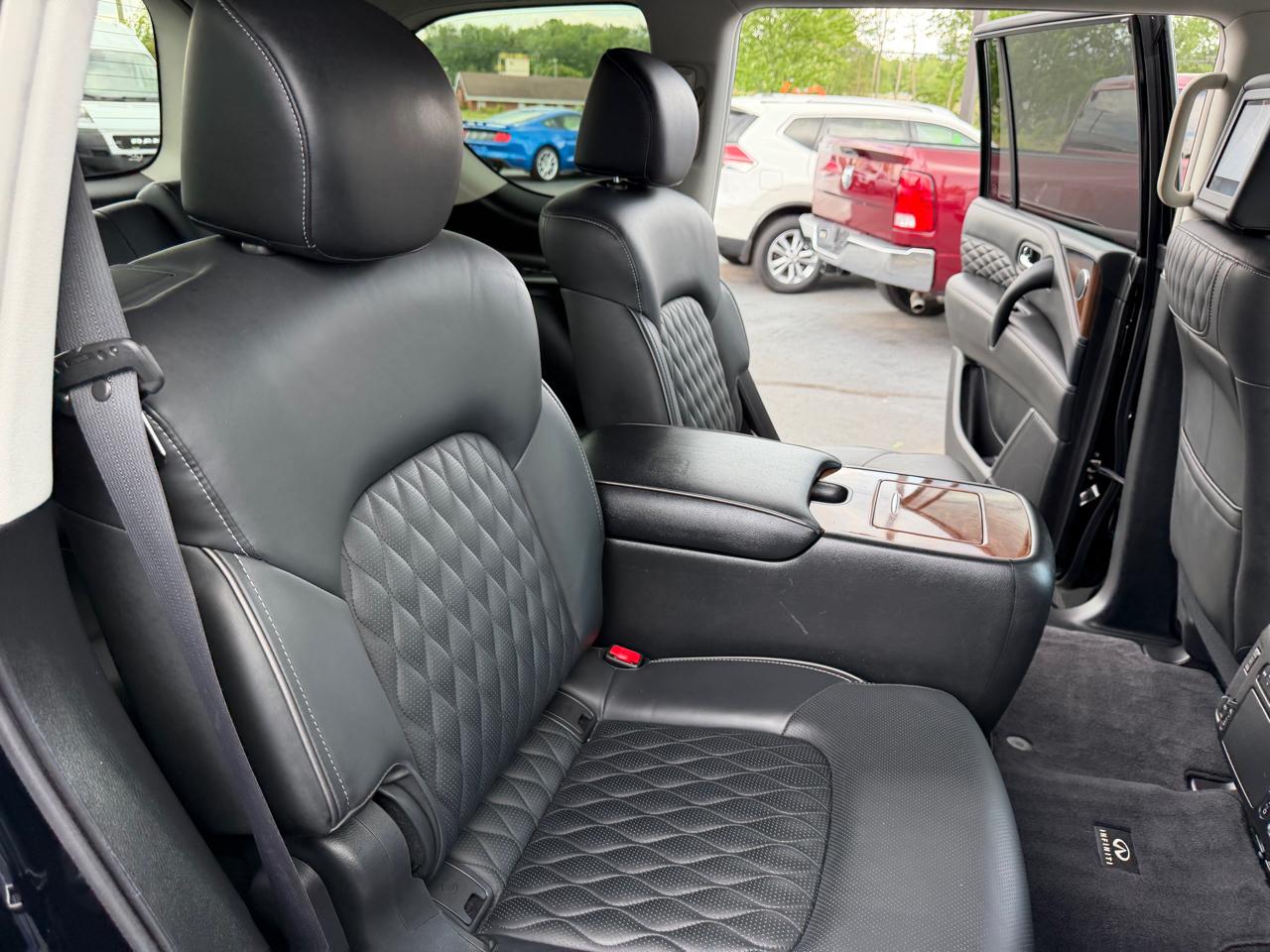 Infiniti QX80 LUXE AWD 2019