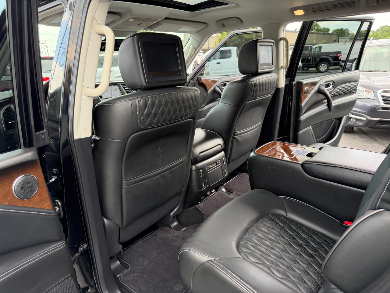 Infiniti QX80 LUXE AWD 2019