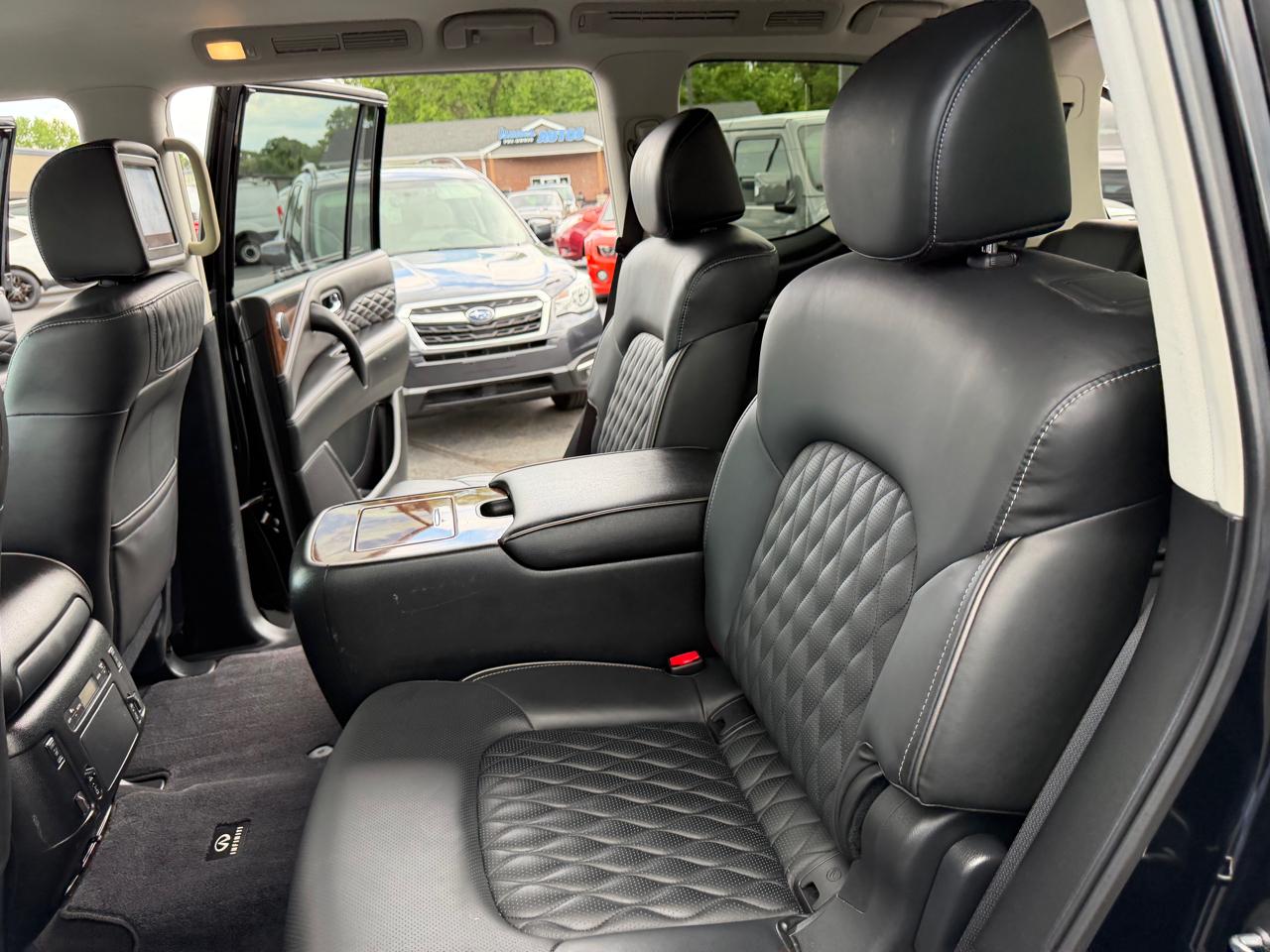 Infiniti QX80 LUXE AWD 2019