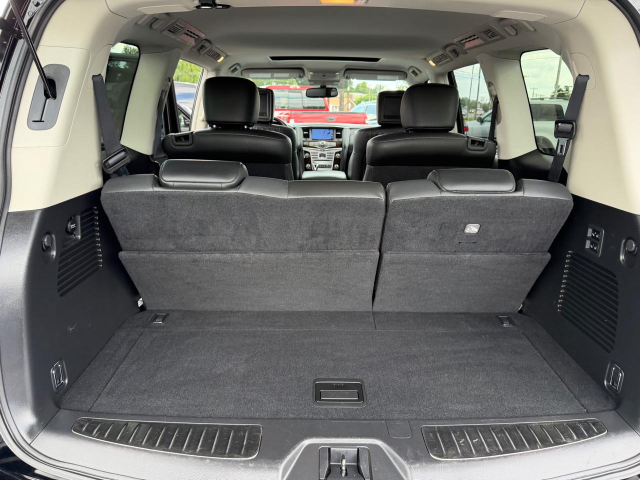 Infiniti QX80 LUXE AWD 2019