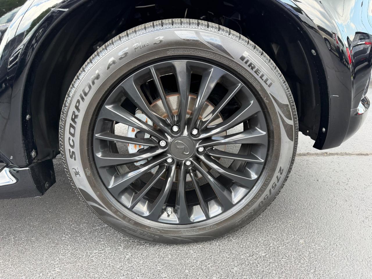 Infiniti QX80 LUXE AWD 2019