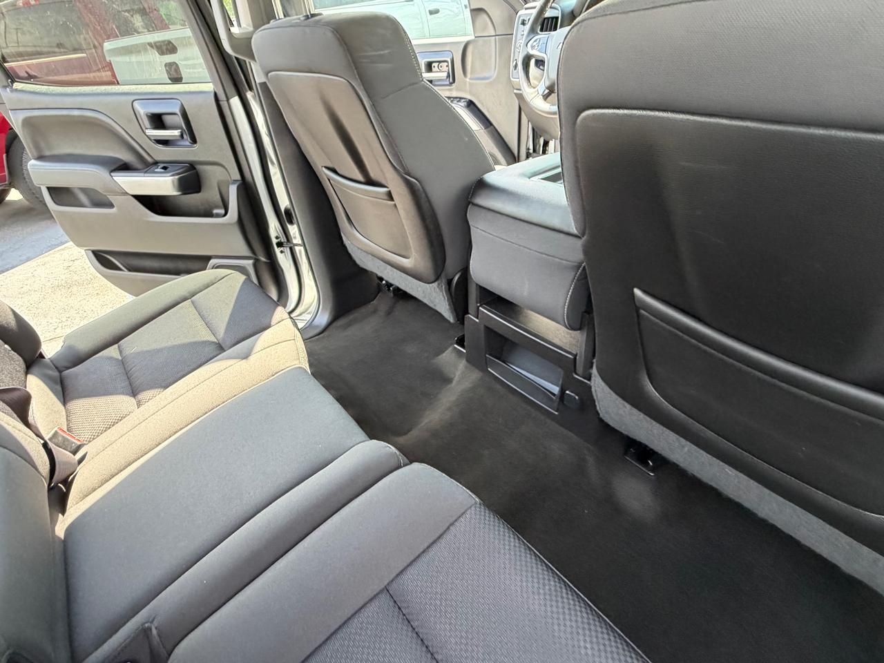Chevrolet Silverado 1500 4WD Crew Cab 143.5" LT w/1LT 2015