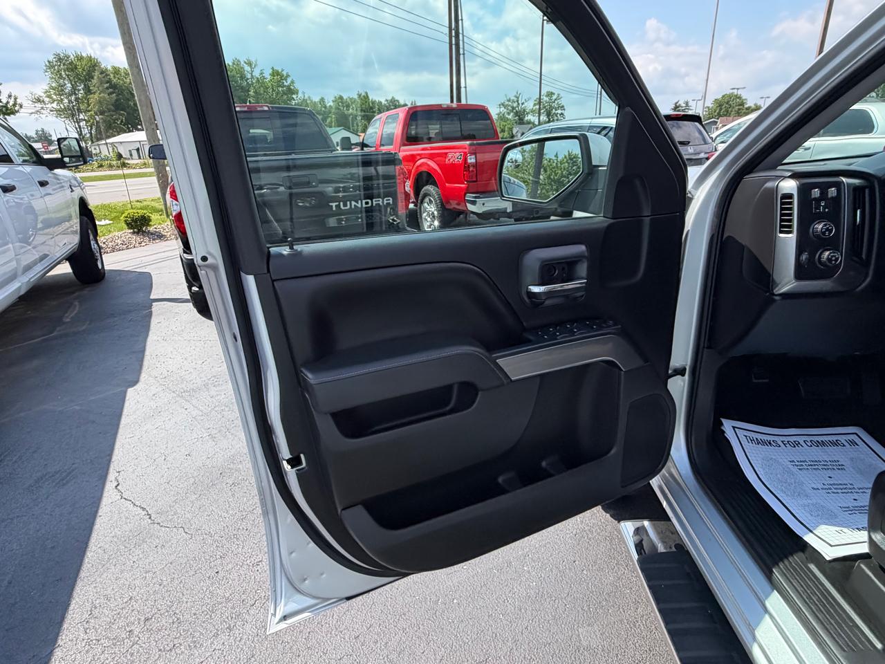 Chevrolet Silverado 1500 4WD Crew Cab 143.5" LT w/1LT 2015
