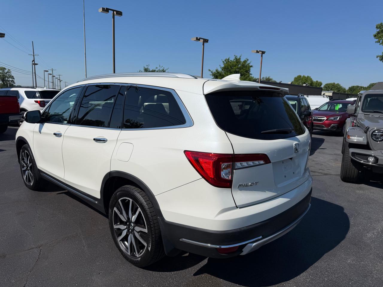 Honda Pilot Touring 7-Passenger 2WD 2019