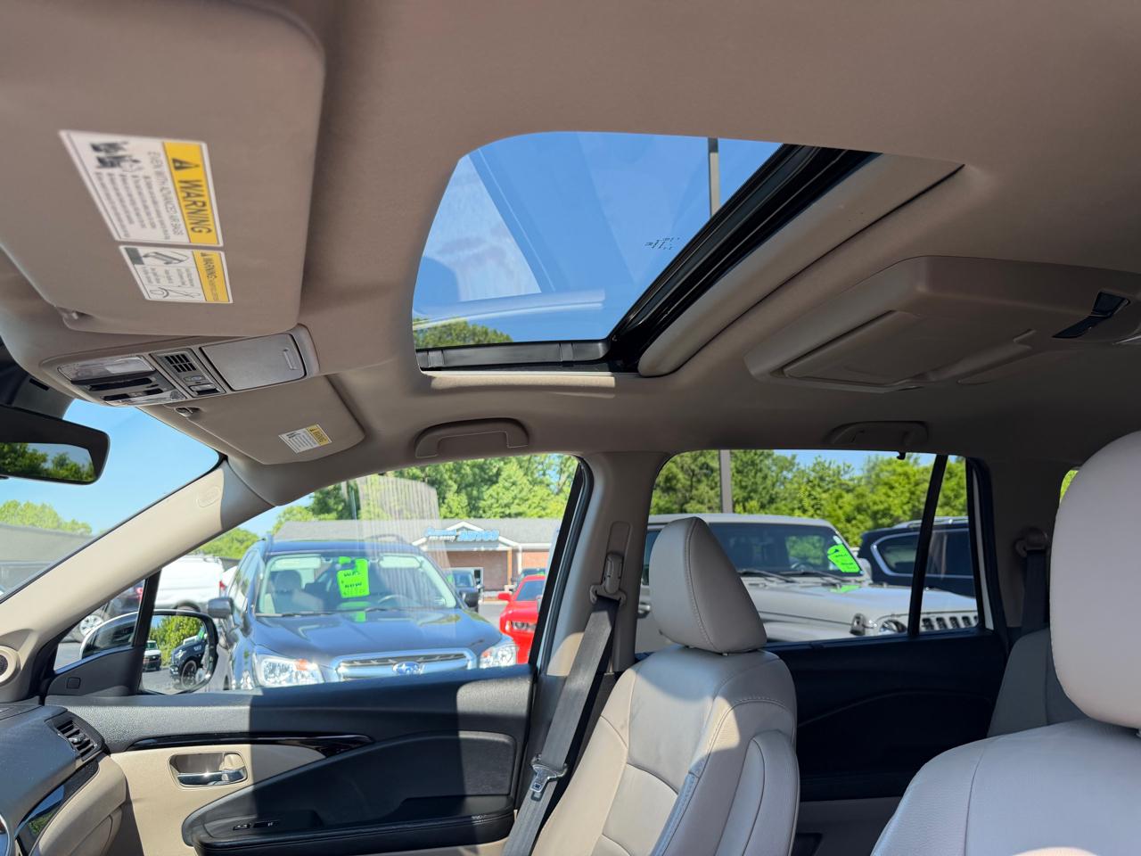 Honda Pilot Touring 7-Passenger 2WD 2019