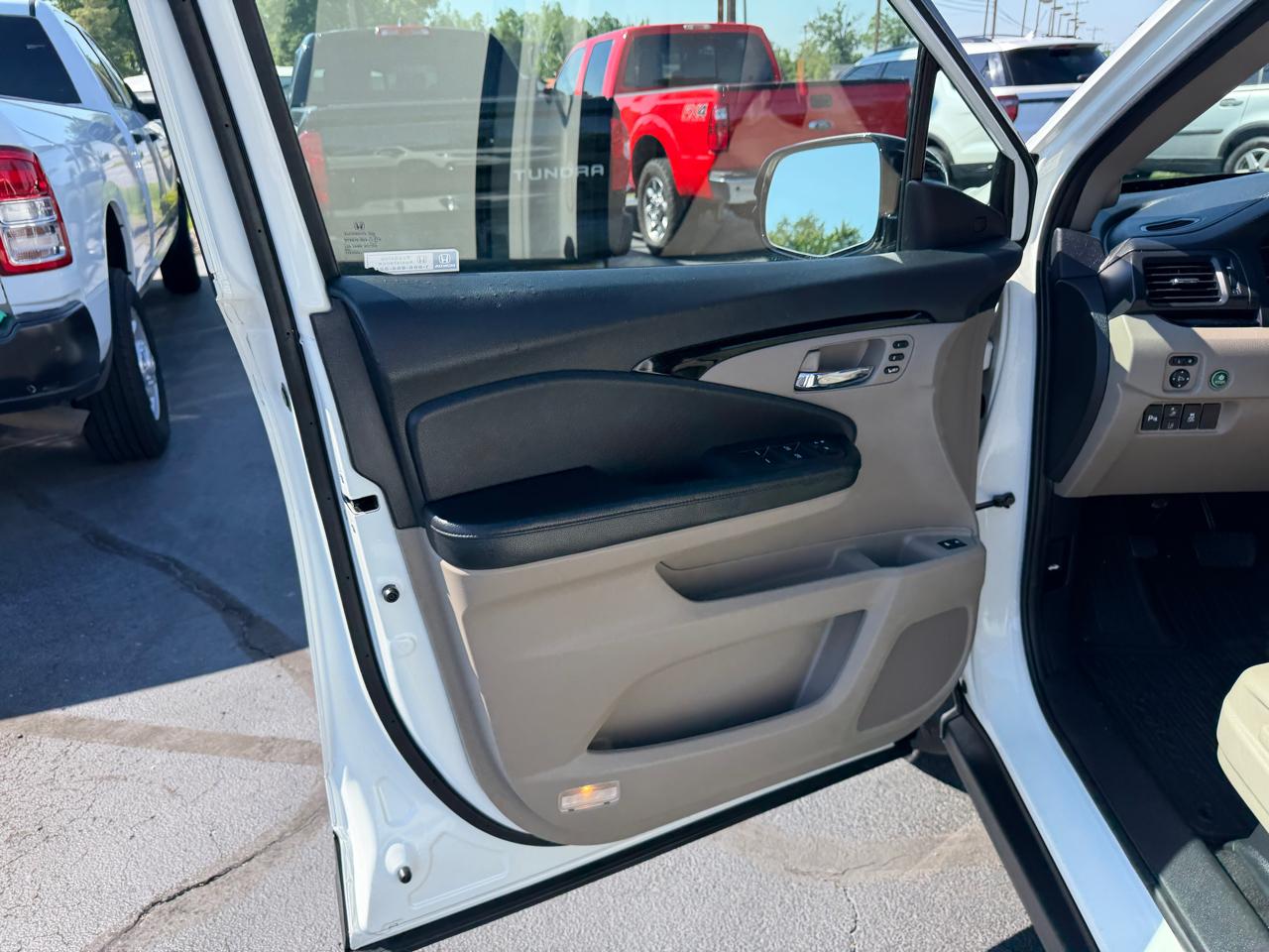 Honda Pilot Touring 7-Passenger 2WD 2019