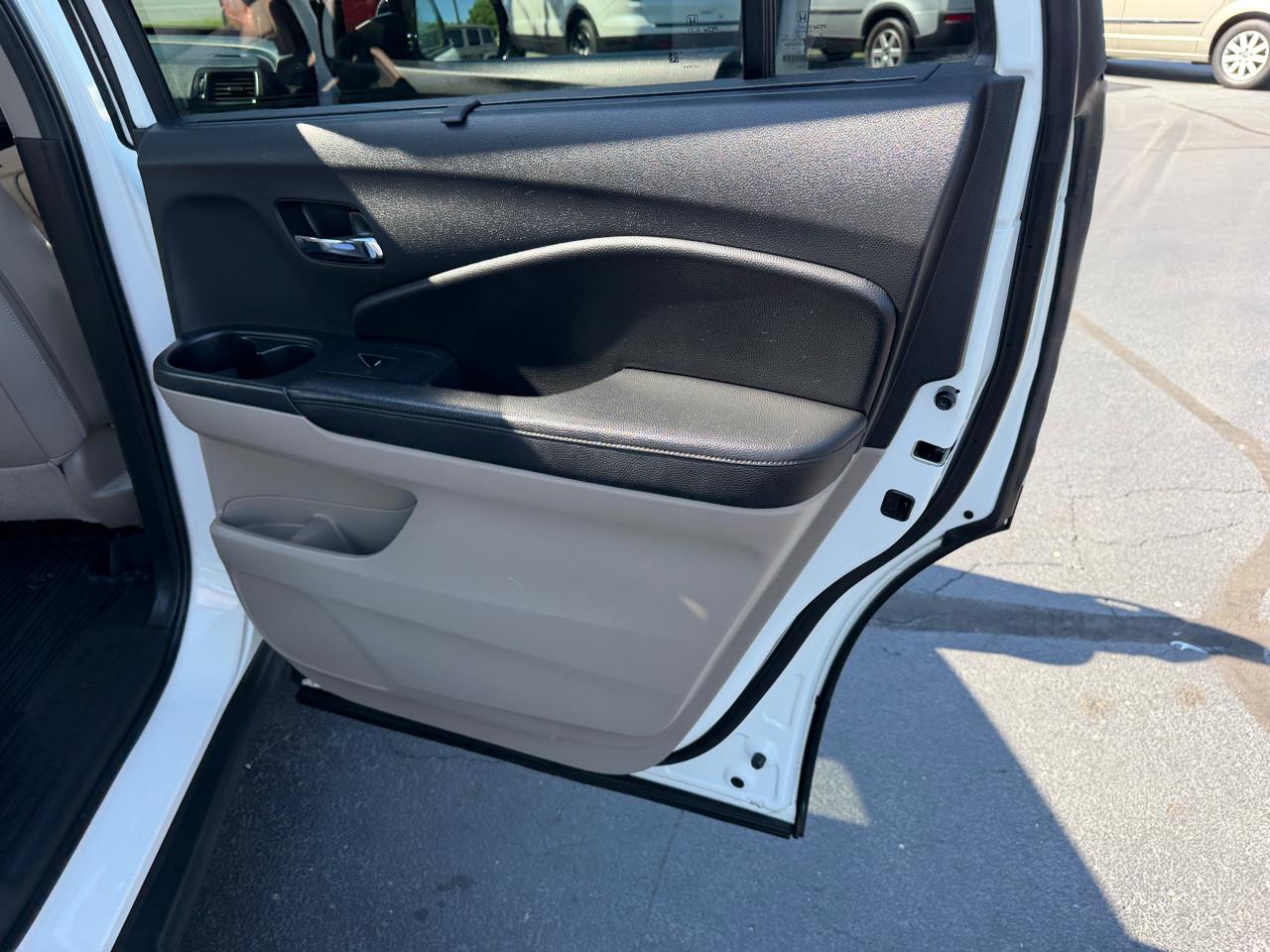 Honda Pilot Touring 7-Passenger 2WD 2019