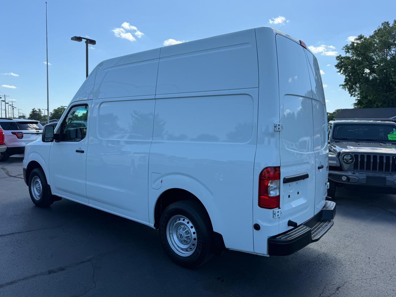 Nissan NV Cargo NV2500 HD High Roof V6 S 2020