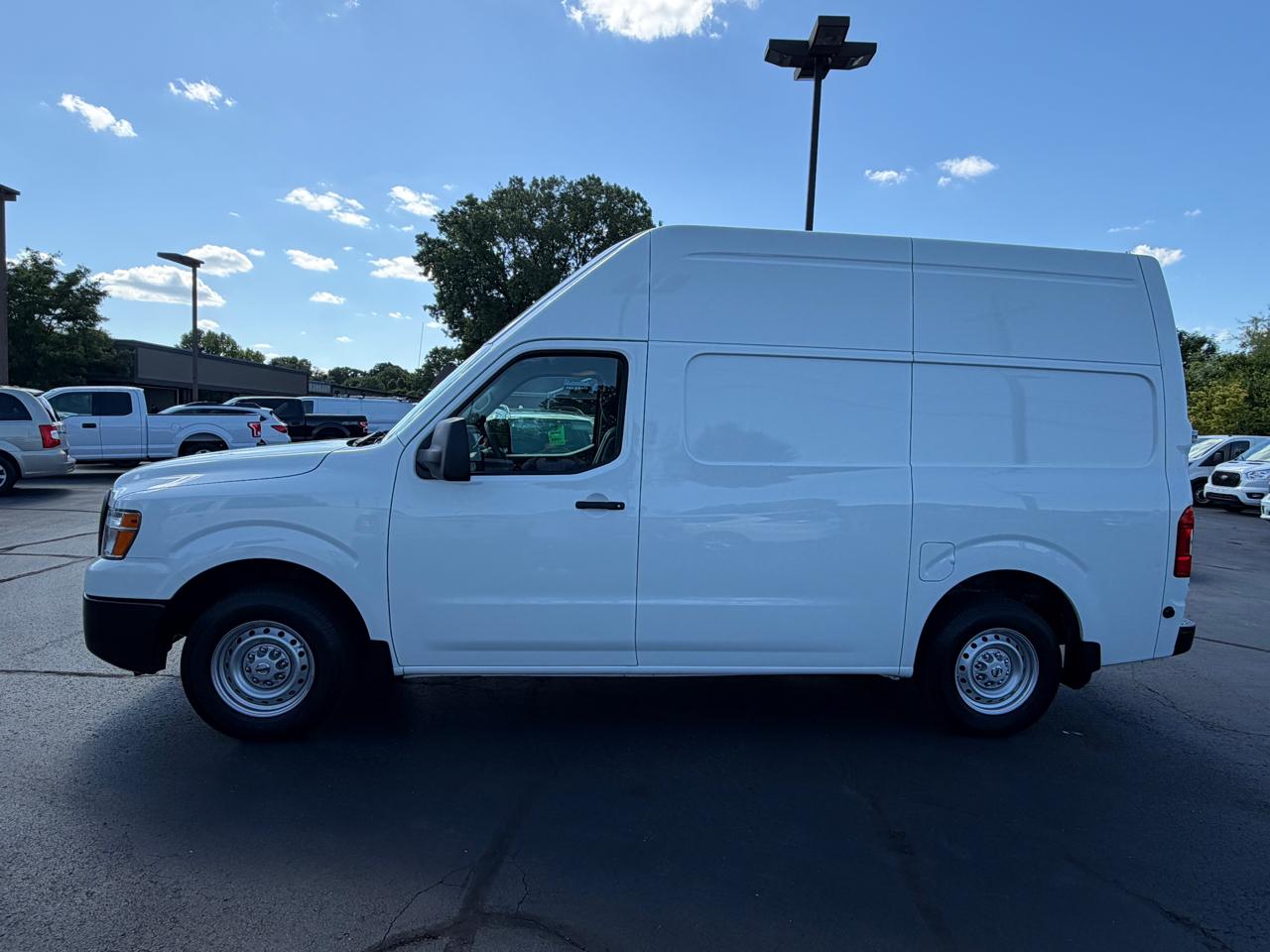 Nissan NV Cargo NV2500 HD High Roof V6 S 2020