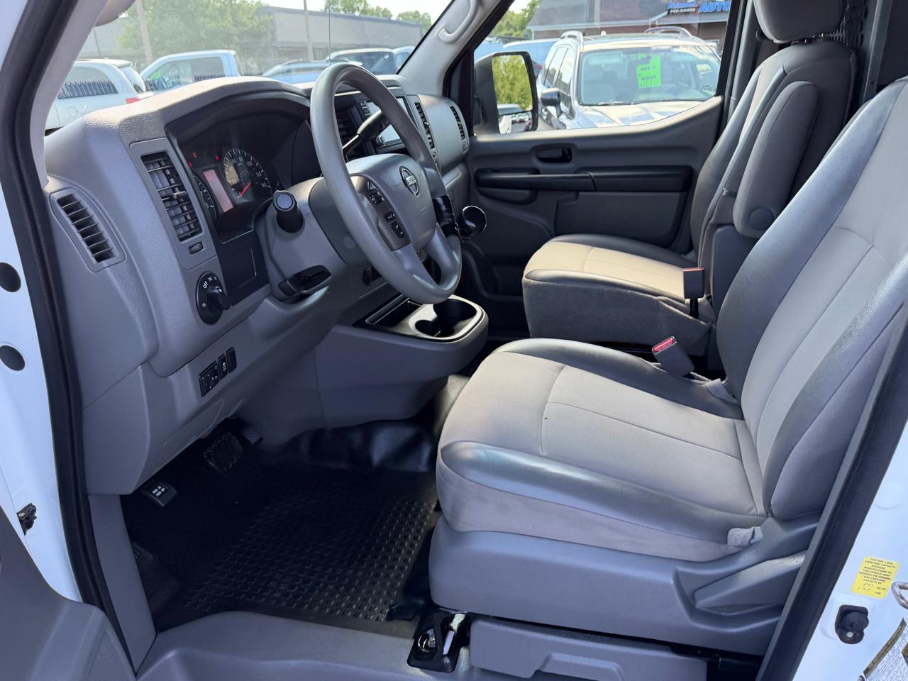 Nissan NV Cargo NV2500 HD High Roof V6 S 2020