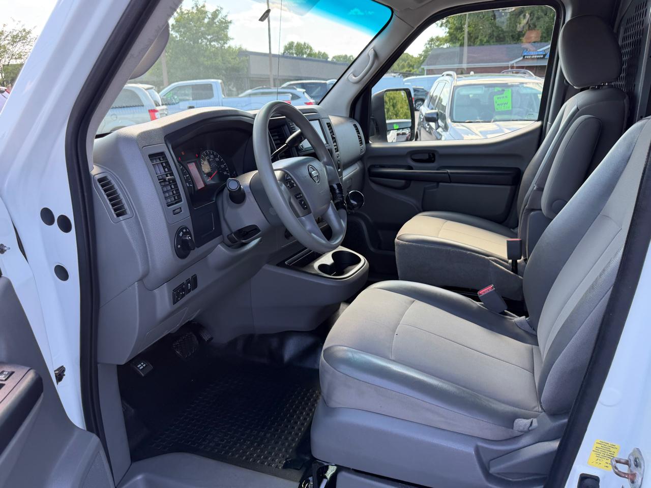 Nissan NV Cargo NV2500 HD High Roof V6 S 2020