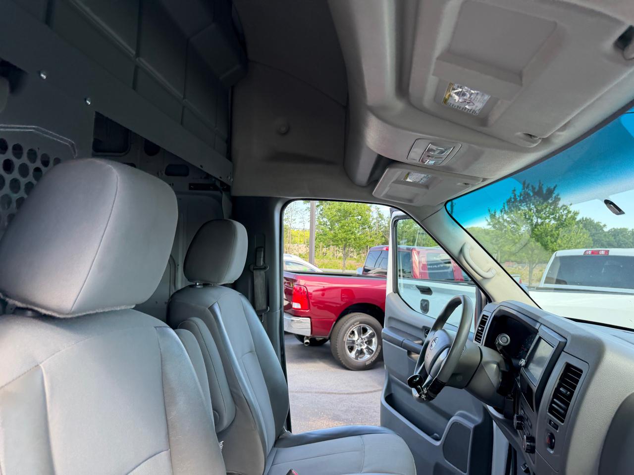 Nissan NV Cargo NV2500 HD High Roof V6 S 2020